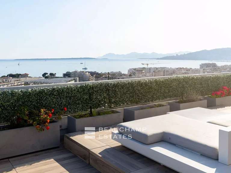 Apartment with Sea view Antibes - 3 bedrooms - 143m²