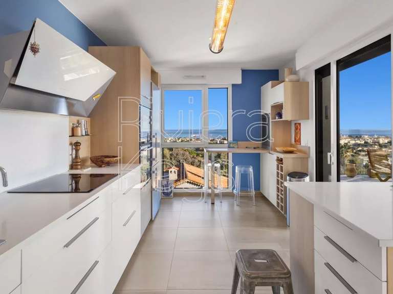 Apartment with Sea view Antibes - 2 bedrooms - 166m²