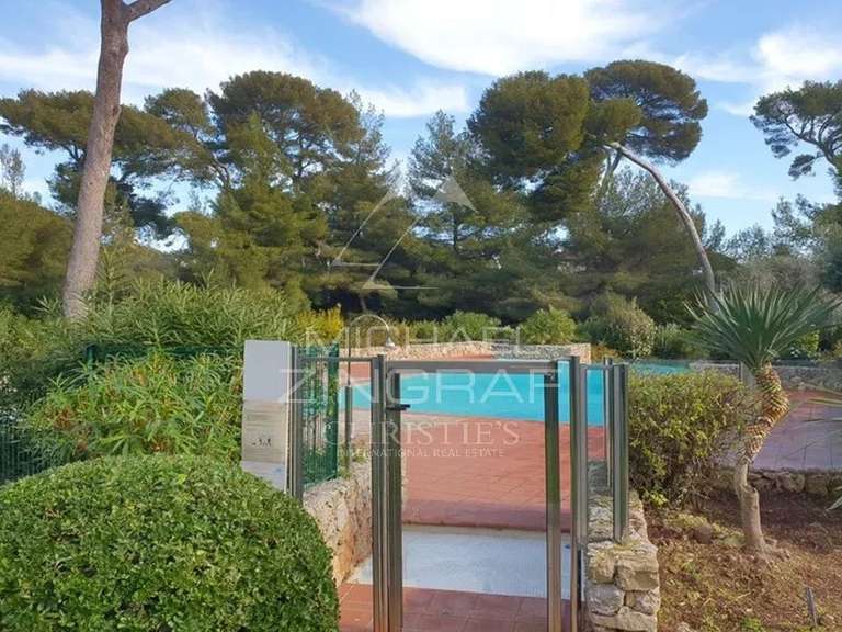 Appartement Antibes - 2 chambres - 77m²