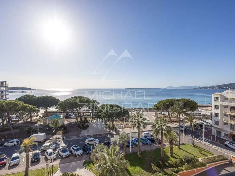 Apartment with Sea view Antibes - 60m²