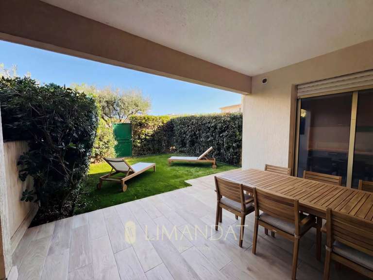 Appartement Antibes - 2 chambres - 74m²