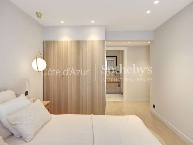 Appartement Antibes - 2 chambres - 9393m²