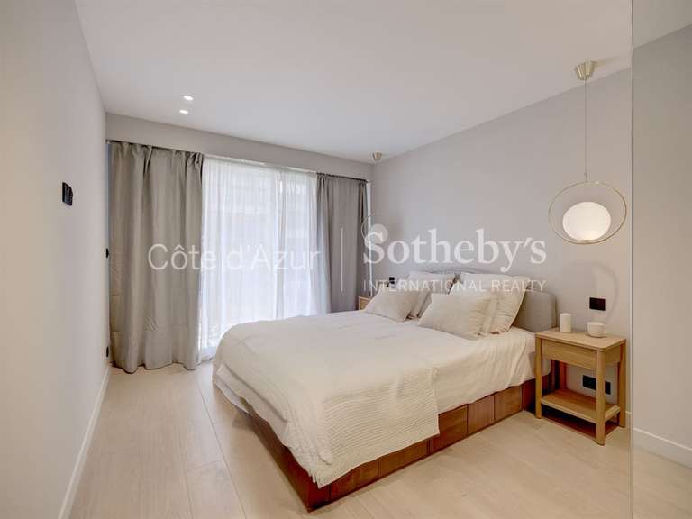 Appartement Antibes - 2 chambres - 9393m²
