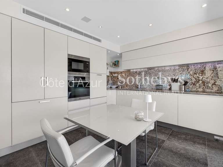 Apartment with Sea view Antibes - 2 bedrooms - 139m²