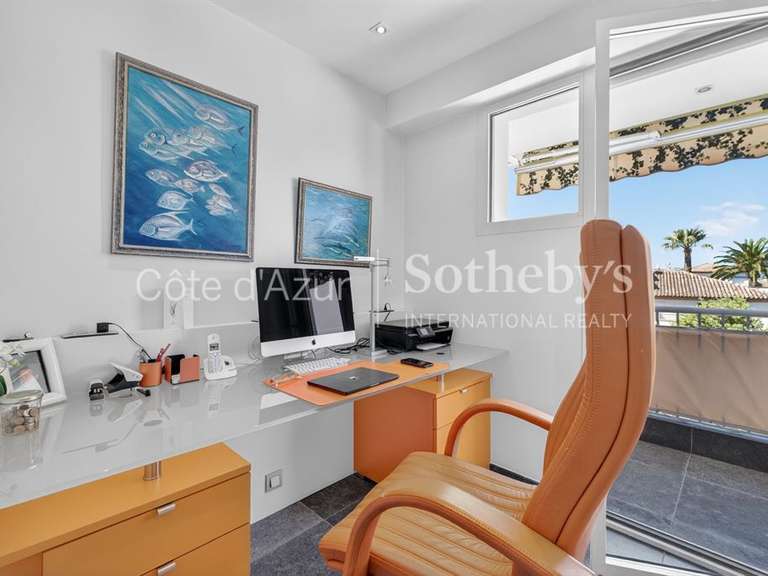 Apartment with Sea view Antibes - 2 bedrooms - 139m²