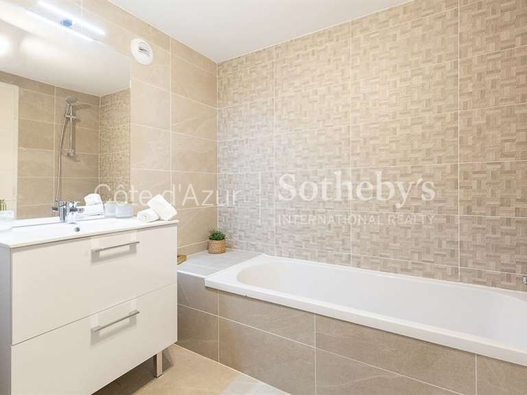 Appartement avec Vue sur mer Antibes - 3 chambres - 95m²