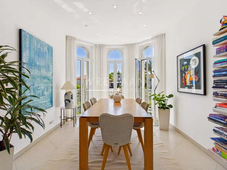 Appartement avec Vue sur mer Antibes - 3 chambres - 123m²