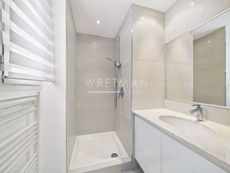 Appartement avec Vue sur mer Antibes - 3 chambres - 123m²