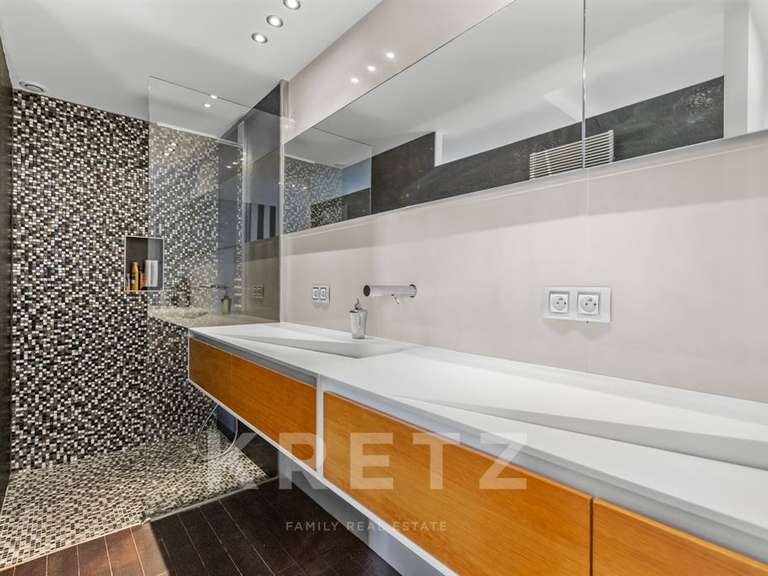 Appartement avec Vue sur mer Antibes - 4 chambres - 206m²