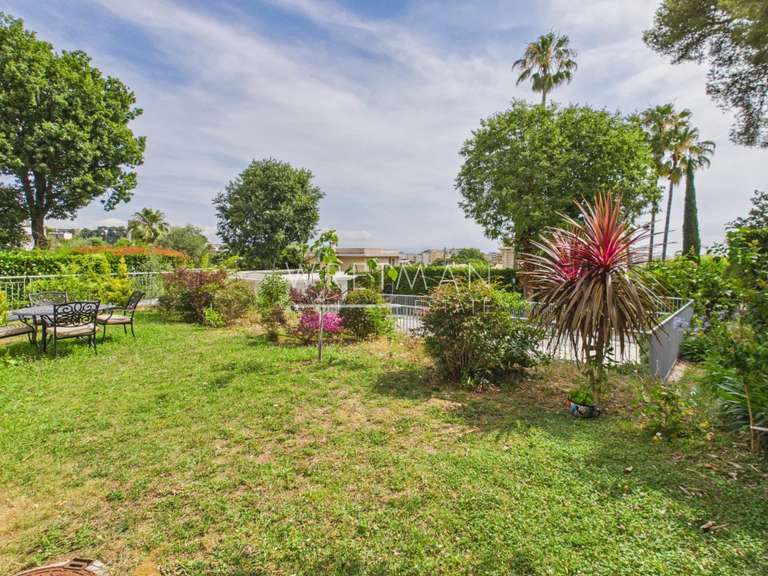 Appartement avec Vue sur mer Antibes - 3 chambres - 78m²
