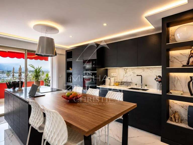 Appartement Antibes - 3 chambres - 132m²