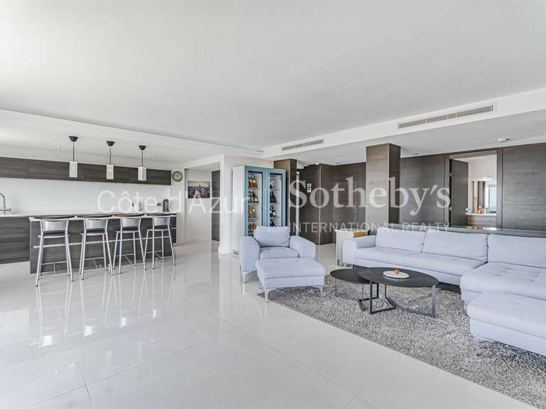 Appartement Antibes - 3 chambres - 142m²