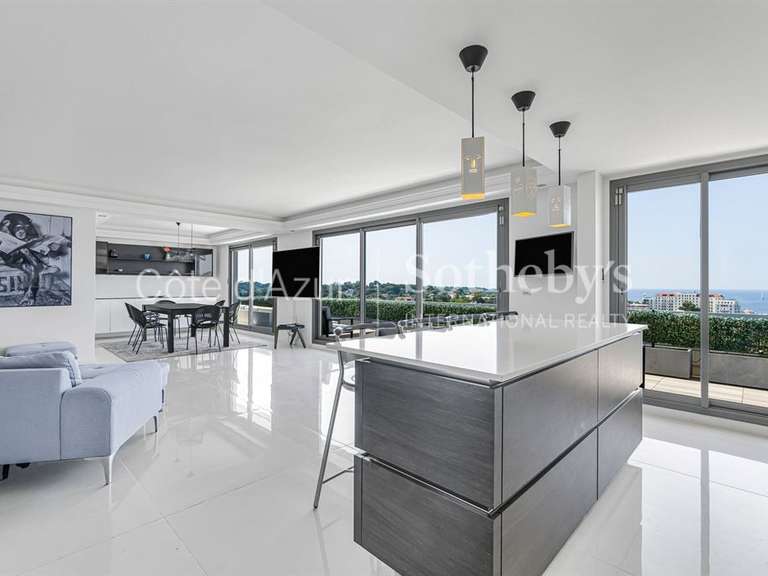 Appartement Antibes - 3 chambres - 142m²
