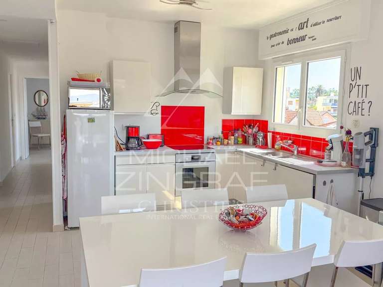 Appartement Antibes - 2 chambres - 71m²
