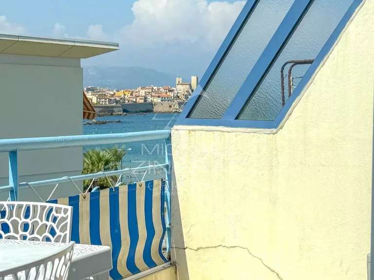 Appartement Antibes - 2 chambres - 71m²