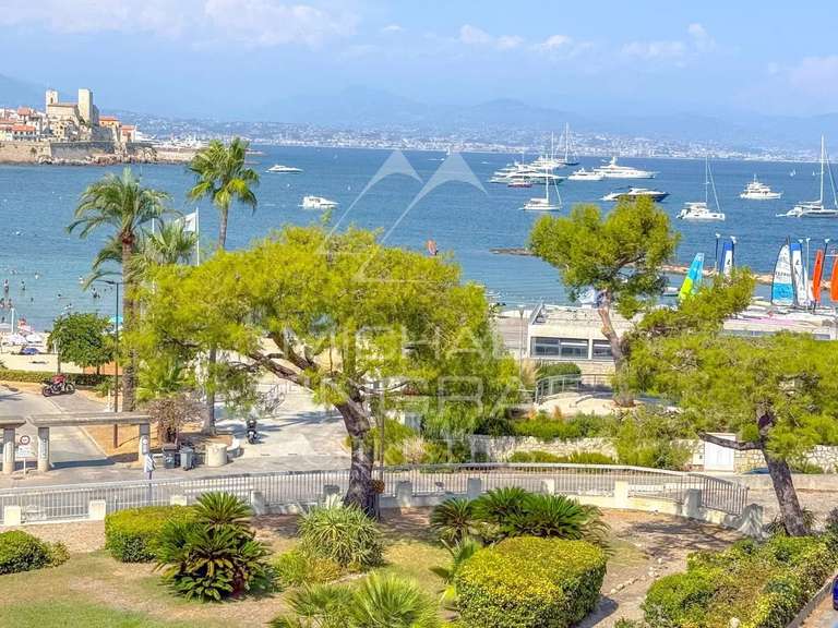 Appartement Antibes - 2 chambres - 71m²