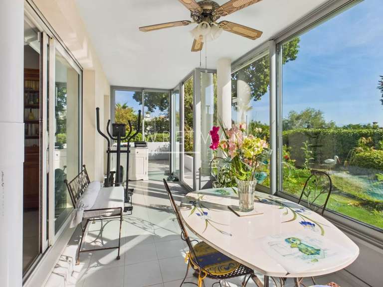 Appartement Antibes - 3 chambres - 77m²