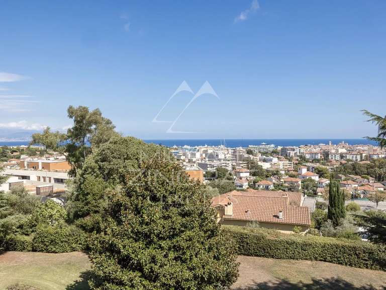 Appartement avec Vue sur mer Antibes - 5 chambres - 144m²
