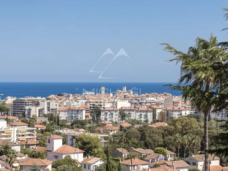 Appartement avec Vue sur mer Antibes - 5 chambres - 144m²
