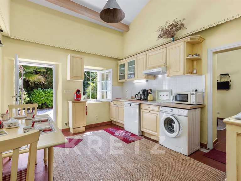 Maison Antibes - 9 chambres - 300m²
