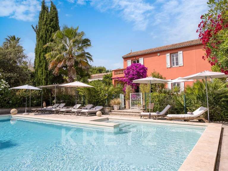 Maison Antibes - 9 chambres - 300m²