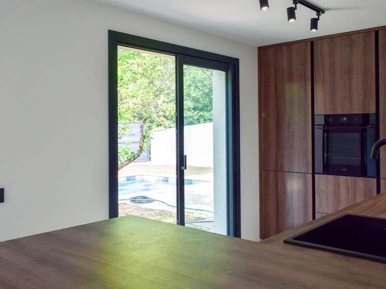Maison Antibes - 3 chambres - 466m²