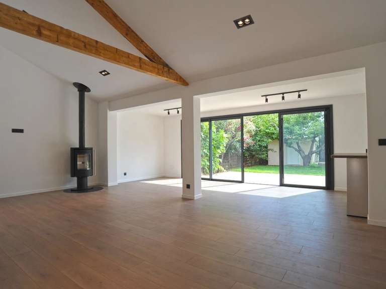 Maison Antibes - 3 chambres - 466m²