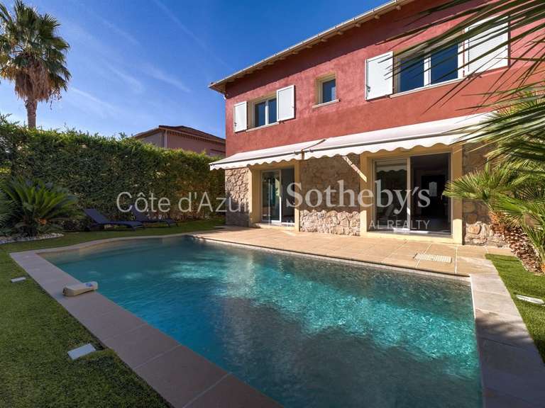 Maison Antibes - 4 chambres - 150m²