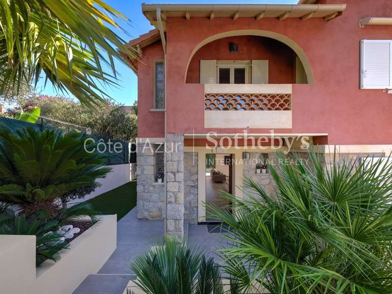 Maison Antibes - 4 chambres - 150m²