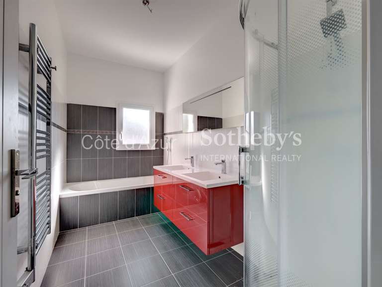 Maison Antibes - 4 chambres - 150m²