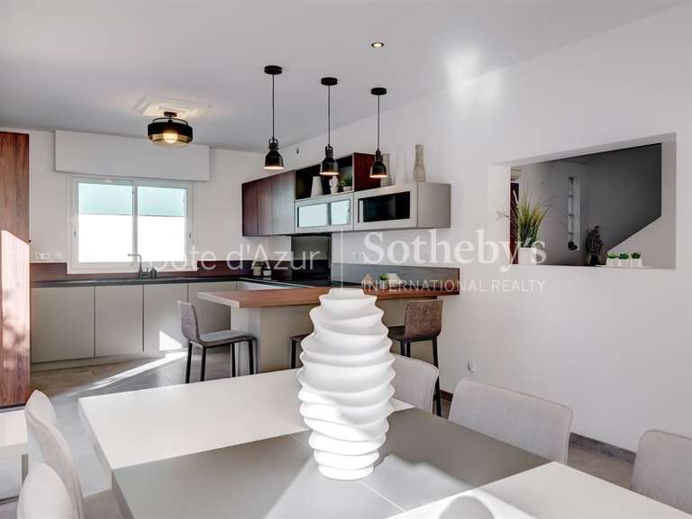 Maison Antibes - 4 chambres - 150m²