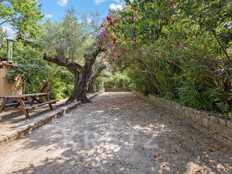 Maison avec Vue sur mer Antibes - 9 chambres - 300m²