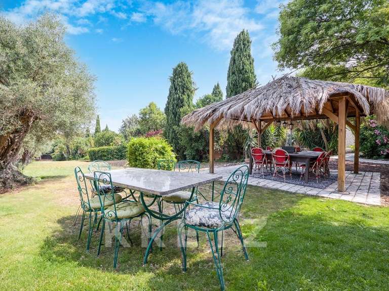 Maison avec Vue sur mer Antibes - 9 chambres - 300m²