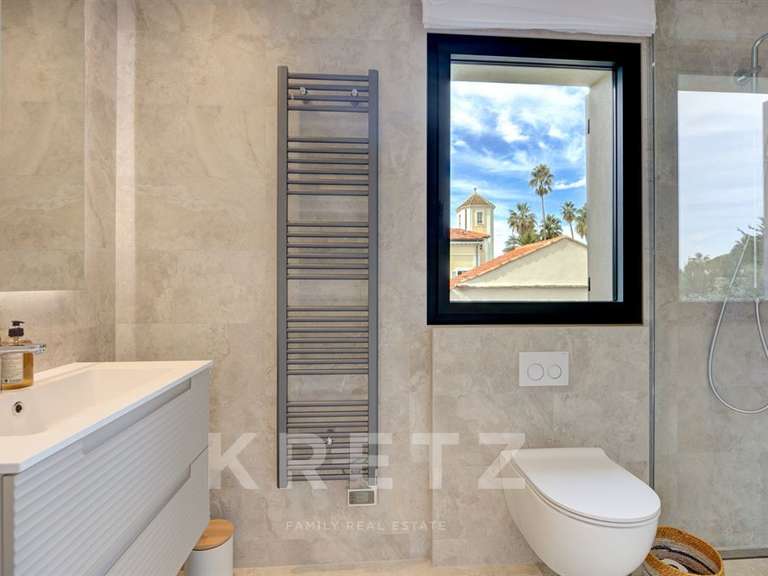 Maison Antibes - 3 chambres - 164m²