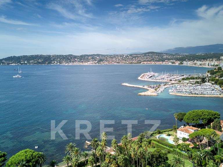 Maison Antibes - 3 chambres - 164m²