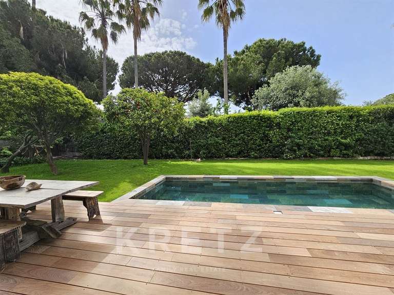Maison Antibes - 3 chambres - 164m²