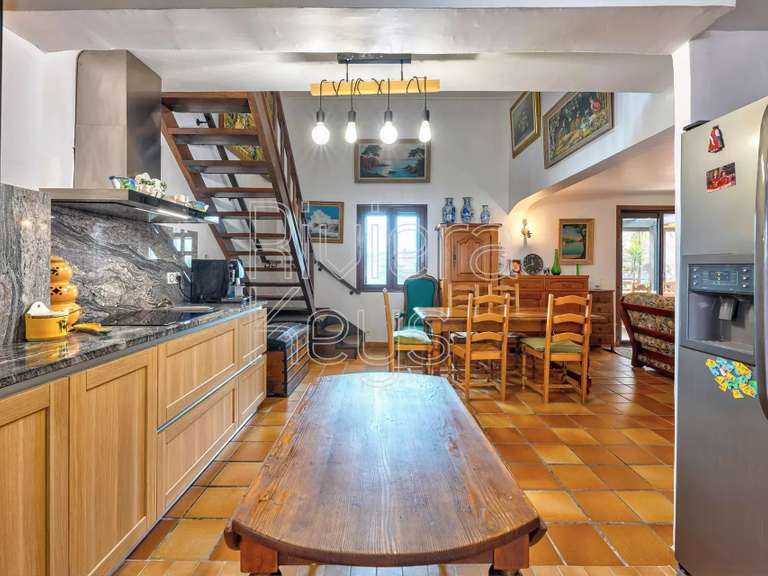 Maison Antibes - 2 chambres - 117m²