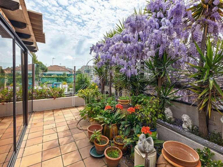 Maison Antibes - 2 chambres - 117m²