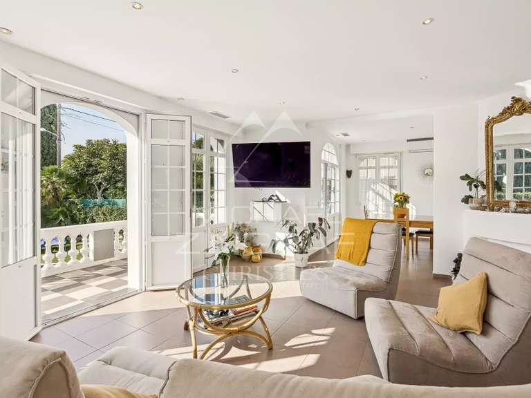 Maison Antibes - 4 chambres - 211m²