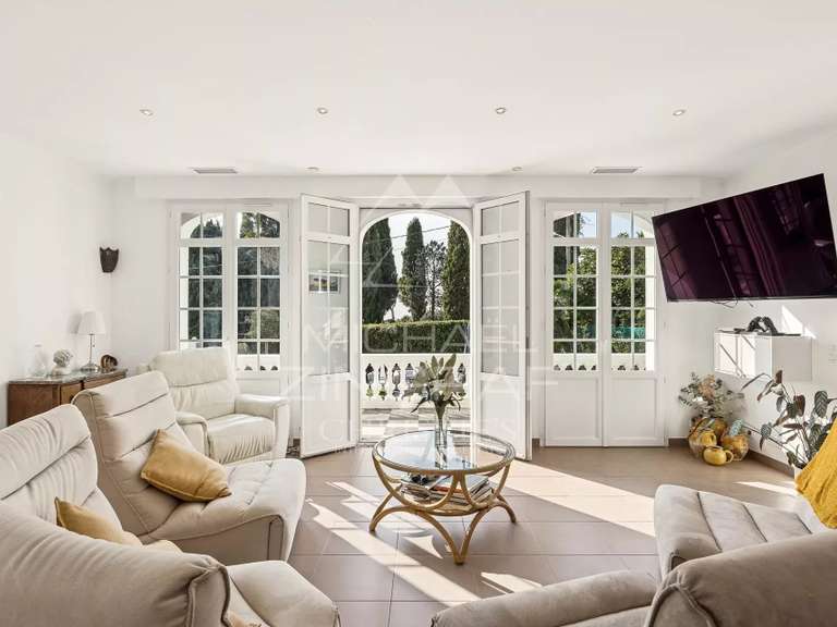 Maison Antibes - 4 chambres - 211m²