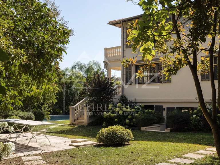 Maison Antibes - 5 chambres - 239m²