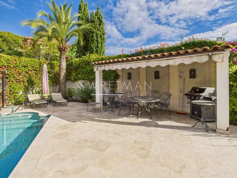 Maison Antibes - 3 chambres - 119m²