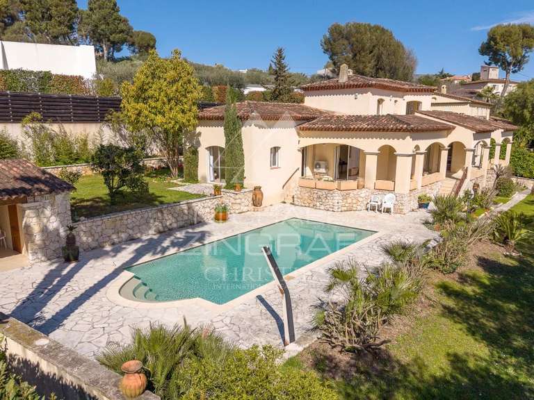 Maison Antibes - 4 chambres - 355m²