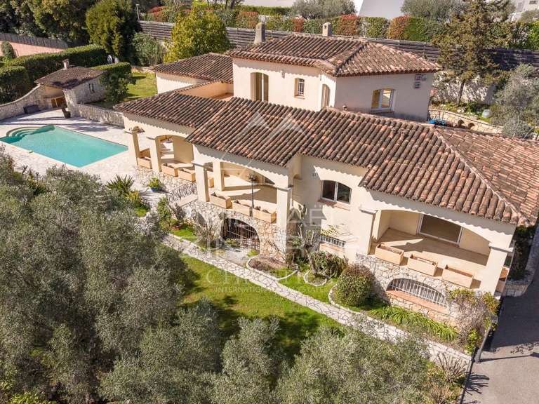 Maison Antibes - 4 chambres - 355m²