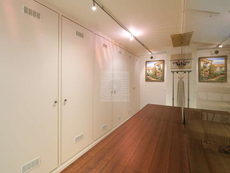 Maison Antibes - 4 chambres - 247m²