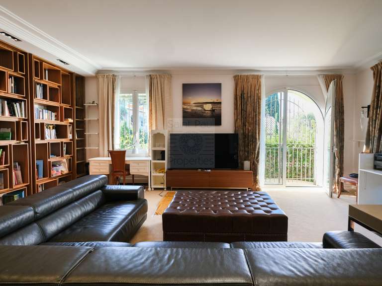 Maison Antibes - 4 chambres - 247m²