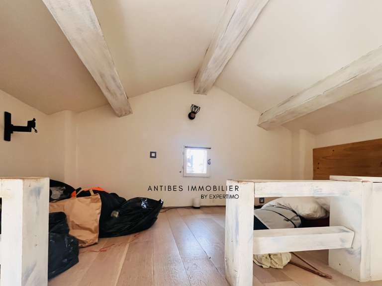 Maison Antibes - 3 chambres - 85m²