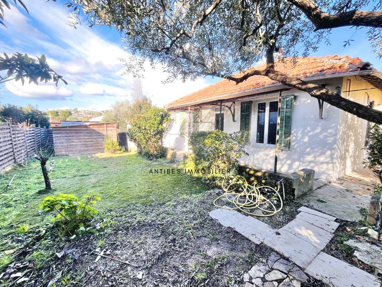 Maison Antibes - 3 chambres - 85m²