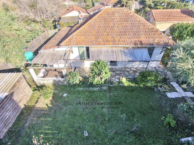 Maison Antibes - 3 chambres - 85m²