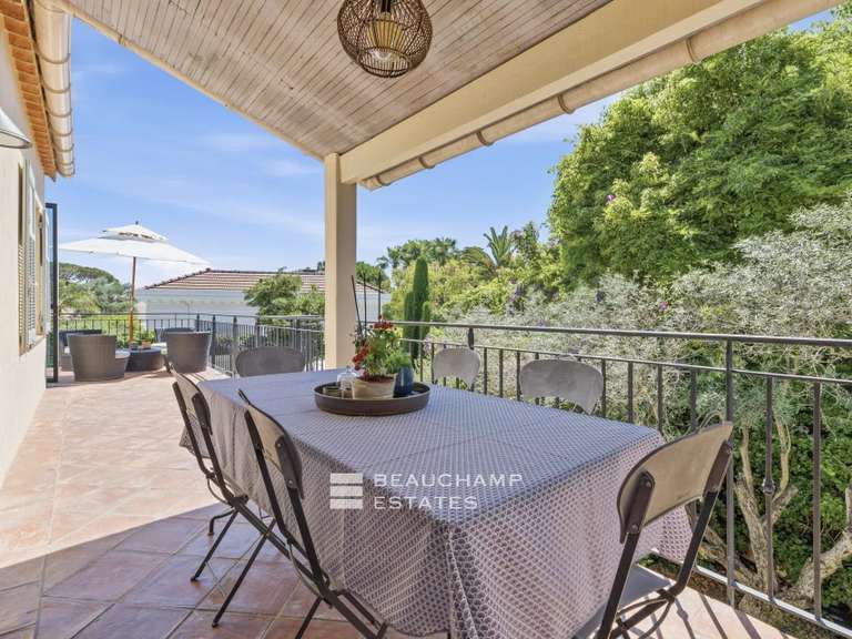 Maison avec Vue sur mer Antibes - 5 chambres - 260m²